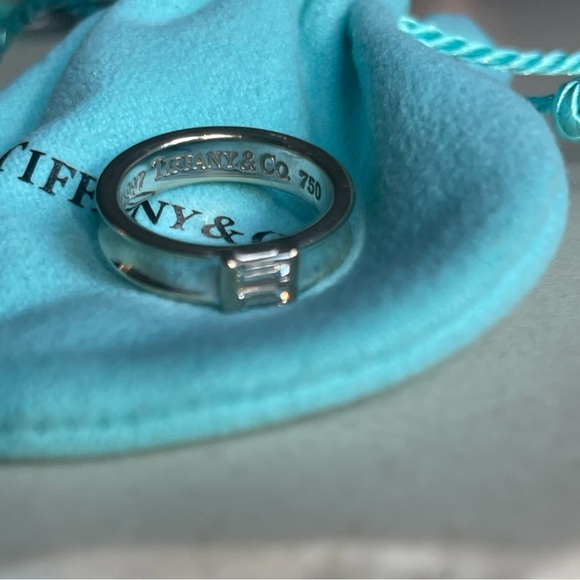 Tiffany & Co. Baguette Ring - Picture 9 of 10